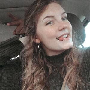 Meet your Posher, Paige